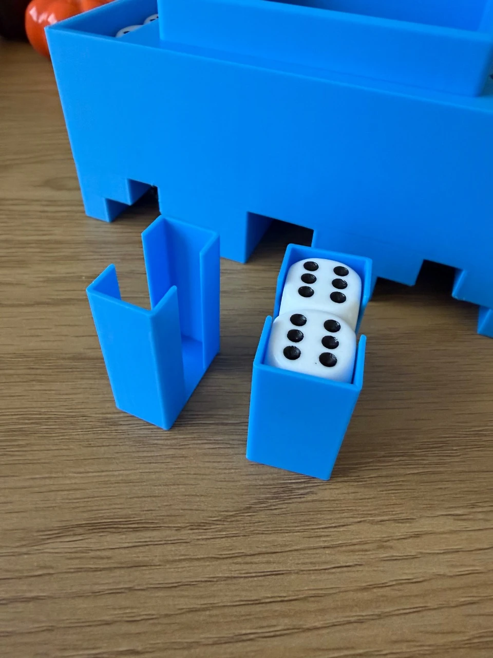 Giant Pac-Man box for trading card games – photo 4